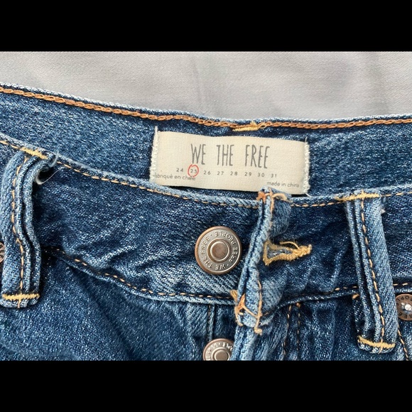 Free People- we the free cutoffs - Picture 4 of 5